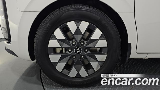 Hyundai Staria из Кореи Encar