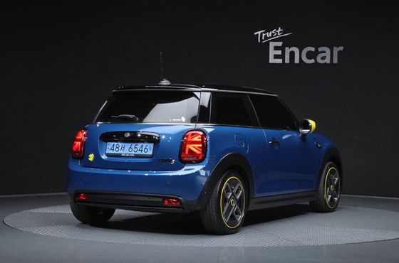 Mini Cooper SE Electric 3rd — пробег 63 533 км — фото 2 из 5