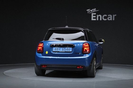 Mini Cooper SE Electric 3rd — пробег 63 533 км — фото 4 из 5
