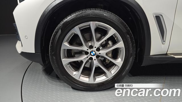 BMW X5 xDrive 30d xLine — пробег 118 231 км — фото 5 из 5