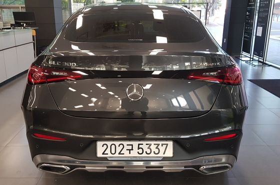 Mercedes-Benz GLC-Class GLC300 4MATIC Coupe — пробег 22 651 км — фото 4 из 5