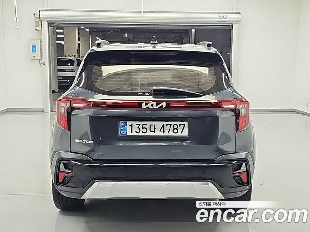 Kia Seltos из Кореи Encar