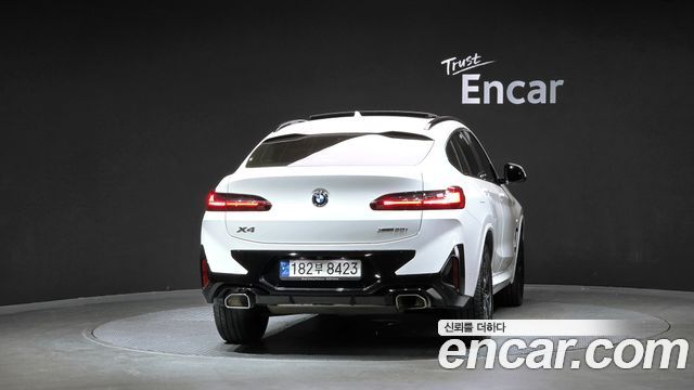 BMW X4 xDrive20i xLine — пробег 74 209 км — фото 4 из 5