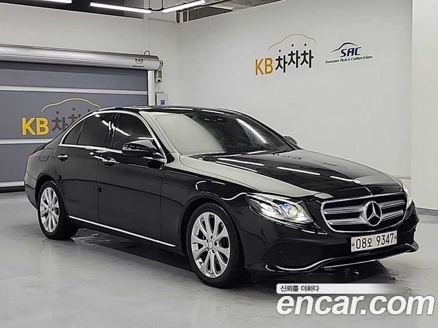 Mercedes-Benz E-Class E220d Avantgarde — пробег 125 773 км — фото 3 из 5