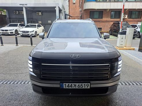 Hyundai Palisade HEV 2.5T 2WD 9-Seater Prestige — пробег 9 536 км — фото 2 из 5
