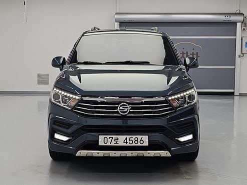 Ssangyong KORANDO 4WD Extreme Sport 9-Seater — пробег 108 295 км — фото 2 из 5