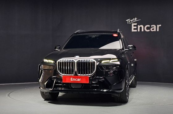 BMW X7 xDrive 40i M Sport 6STR — пробег 37 967 км — фото 3 из 5