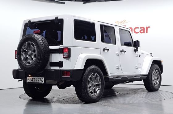 Jeep Wrangler 3.6 Sahara 4Door — пробег 109 503 км — фото 2 из 5