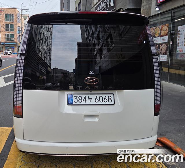 Hyundai Staria Tourer 9-Seater Modern — пробег 97 741 км — фото 4 из 5