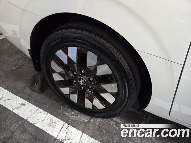 Hyundai Staria Tourer 9-Seater Modern — пробег 97 741 км — фото 5 из 5