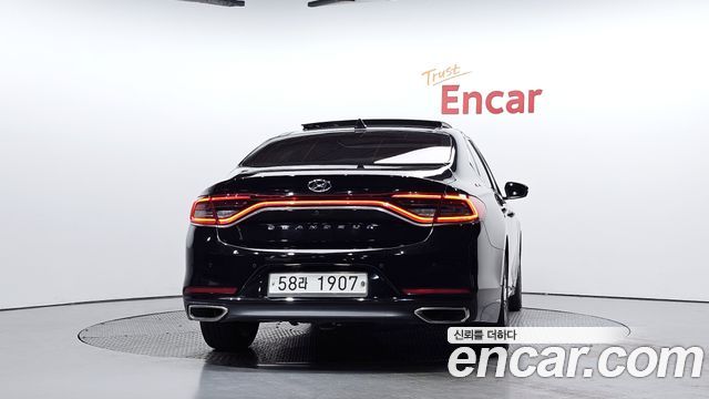 Hyundai Grandeur из Кореи Encar