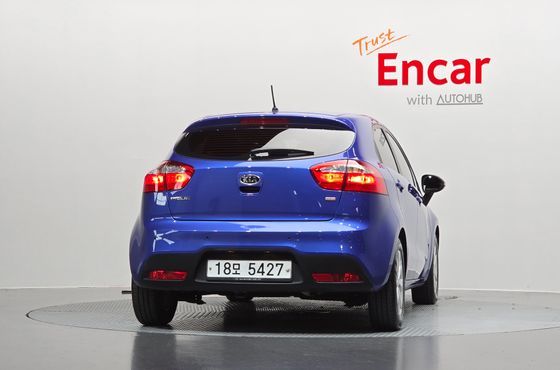 Kia pride 1.6 GDI Hatchback Luxury — пробег 55 842 км — фото 4 из 5