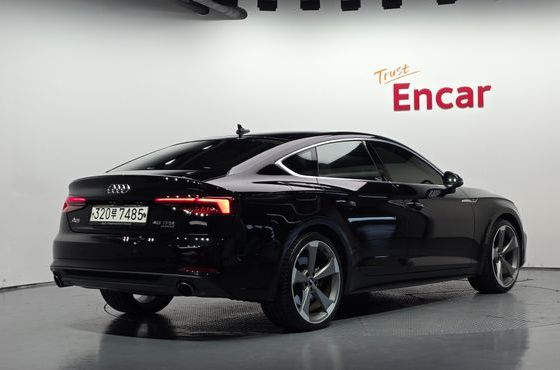 Audi A5 45 TFSI Quattro Premium Sportback — пробег 74 303 км — фото 2 из 5