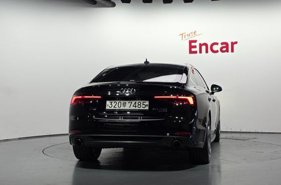 Audi A5 45 TFSI Quattro Premium Sportback — пробег 74 303 км — фото 4 из 5