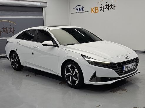 Hyundai AVANTE 1.6 Inspiration — пробег 154 374 км — фото 3 из 5