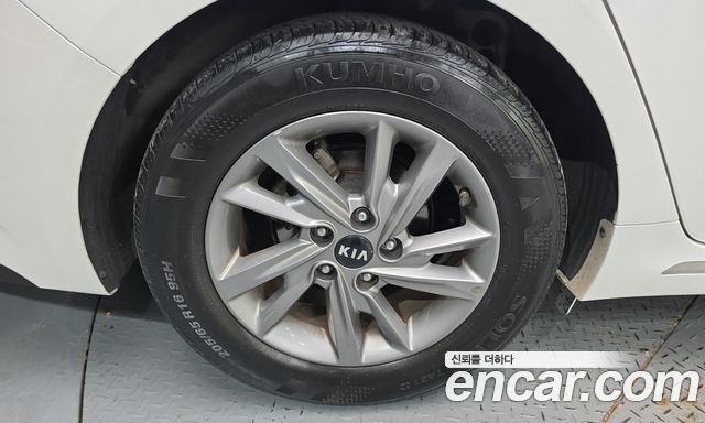 Kia K5 из Кореи Encar