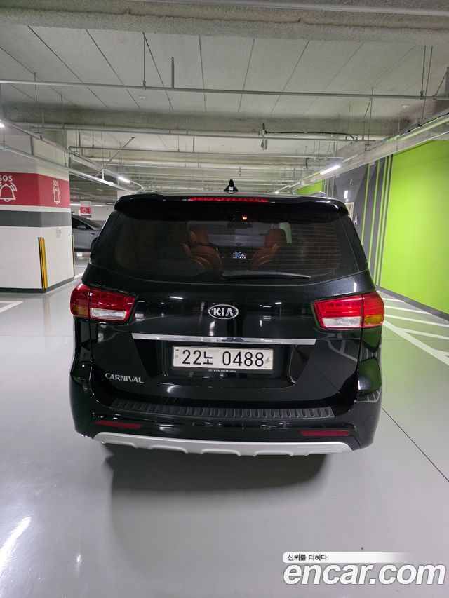 Kia Carnival из Кореи Encar