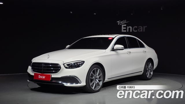 Mercedes-Benz E-Class E300e 4MATIC Exclusive — пробег 42 609 км — фото 1 из 5