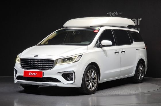 Kia Carnival 9-Seater Hi-Limousine Prestige — пробег 265 816 км — фото 1 из 5