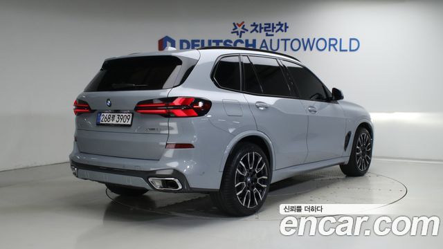 BMW X5 xDrive 30d M Sport — пробег 4 804 км — фото 2 из 5