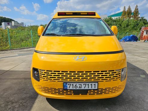 Hyundai Staria L3.5 Kinder Safety Car 15-Seater — пробег 34 000 км — фото 2 из 5