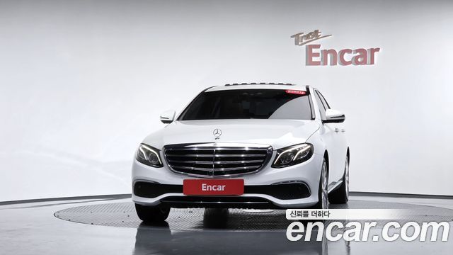 Mercedes-Benz E-Class из Кореи Encar