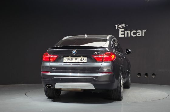 BMW X4 xDrive20d — пробег 120 428 км — фото 4 из 5