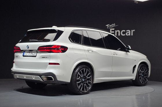 BMW X5 xDrive 30d M Sport — пробег 46 377 км — фото 2 из 5