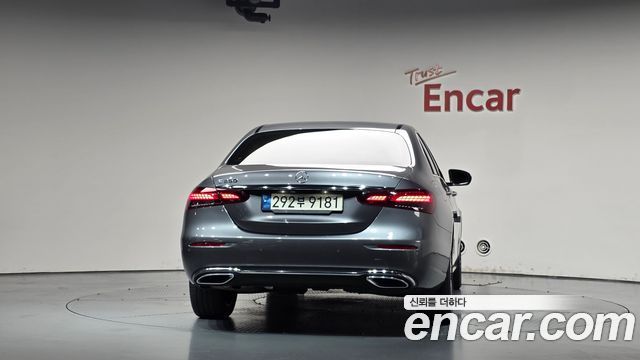 Mercedes-Benz E-Class из Кореи Encar