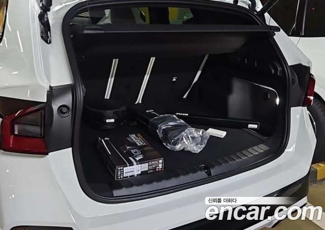 BMW iX1 eDrive 20 M Sport — пробег 1 км — фото 5 из 5