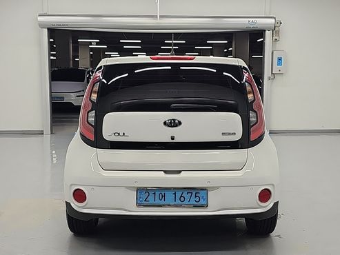 Kia Soul EV — пробег 157 967 км — фото 3 из 5