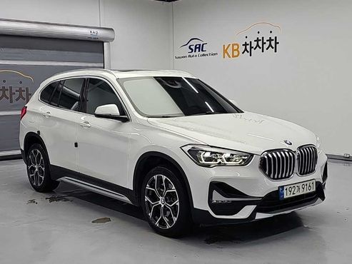 BMW X1 xDrive 20i xLine — пробег 139 168 км — фото 4 из 5