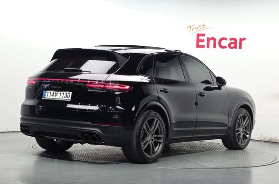 Porsche Cayenne 3.0 PLATINUM EDITION — пробег 26 381 км — фото 2 из 5