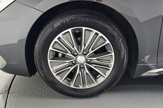 Hyundai Grandeur Exclusive Special — пробег 77 796 км — фото 5 из 5