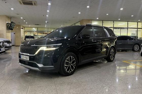 Kia Carnival Diesel 9-Seater Prestige — пробег 109 923 км — фото 1 из 5