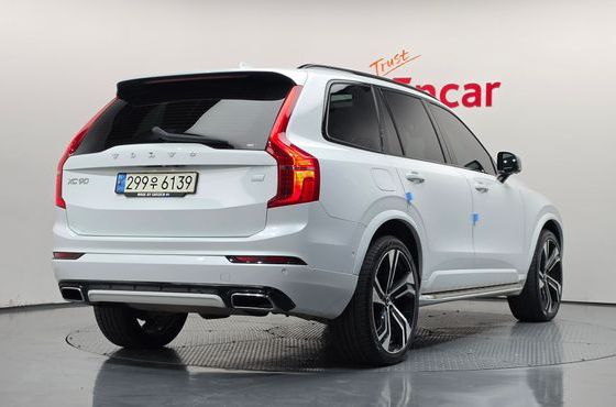 Volvo XC90 T8 R-Design Hybrid — пробег 186 436 км — фото 2 из 5