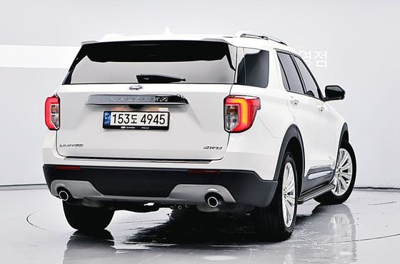 Ford Explorer 2.3 LimIted 4WD — пробег 70 584 км — фото 2 из 5