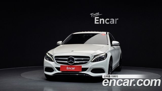 Mercedes-Benz C-Class C220 d Avantgarde — пробег 62 295 км — фото 3 из 5
