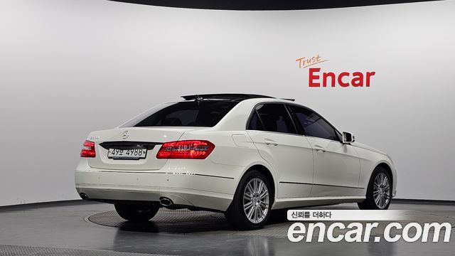 Mercedes-Benz E-Class из Кореи Encar