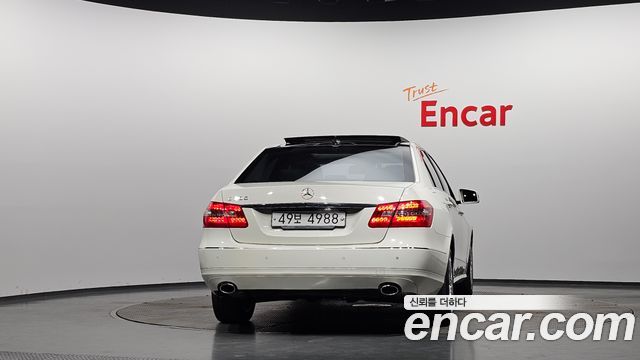 Mercedes-Benz E-Class из Кореи Encar