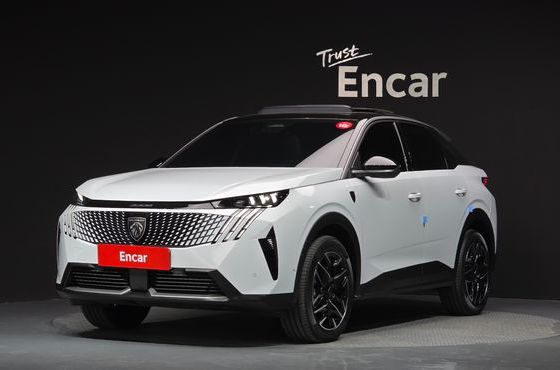 Peugeot 3008 1.2 Hybrid GT — пробег 7 505 км — фото 1 из 5