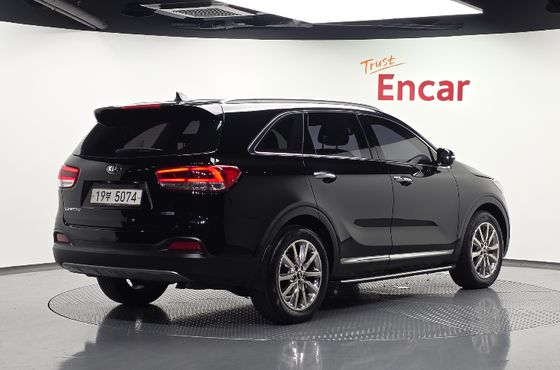 Kia Sorento Diesel 2.2 2WD Noblesse Special — пробег 142 920 км — фото 2 из 5