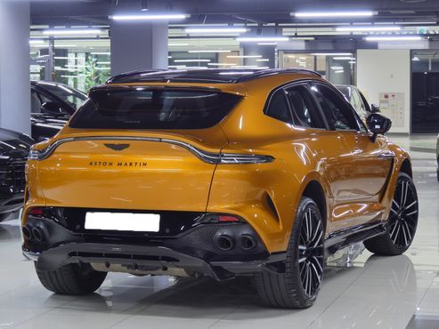 Astonmartin DBX 4.0 V8 707 — пробег 13 700 км — фото 3 из 5