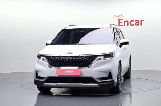 Kia Carnival Gasoline 9-Seater Prestige — пробег 77 892 км — фото 3 из 5