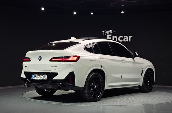 BMW X4 xDrive20i M Sport Pro Special Edition — пробег 9 327 км — фото 2 из 5