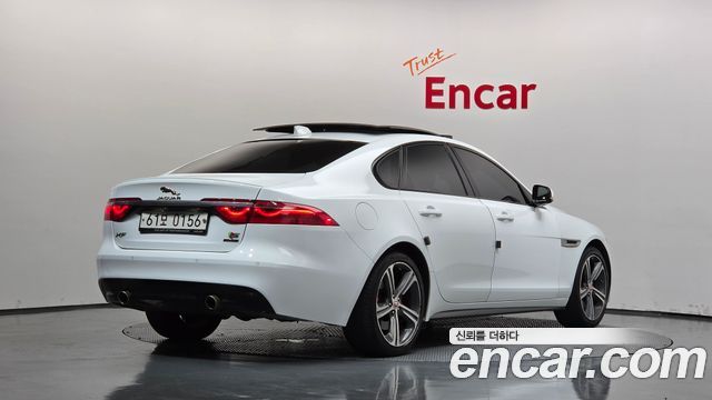 Jaguar XF 3.0 S AWD — пробег 128 465 км — фото 2 из 5