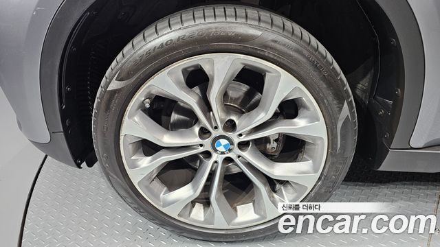BMW X6 xDrive 30d — пробег 52 865 км — фото 5 из 5
