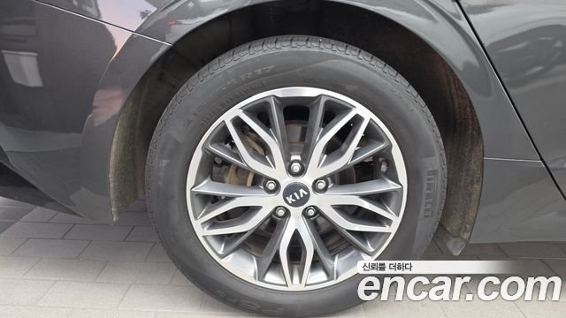 Kia K5 из Кореи Encar