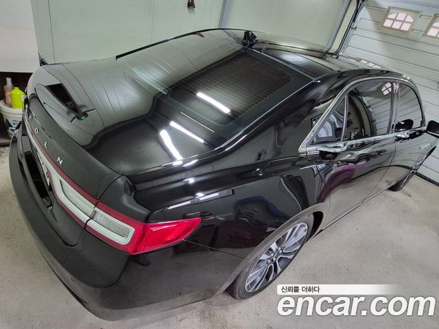 Lincoln Continental 3.0 AWD — пробег 49 950 км — фото 2 из 5