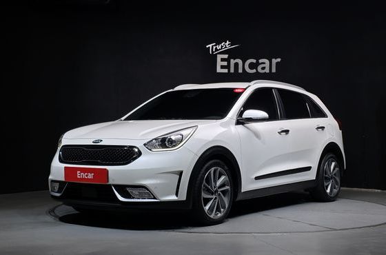 Kia Niro Noblesse — пробег 123 130 км — фото 1 из 5